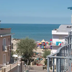 Hotel apartamentowy Mediterraneo